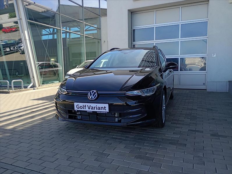 Volkswagen Golf Variant (2026) 1,5 eTSI 7DSG mHEV  People - fotografie inzerátu