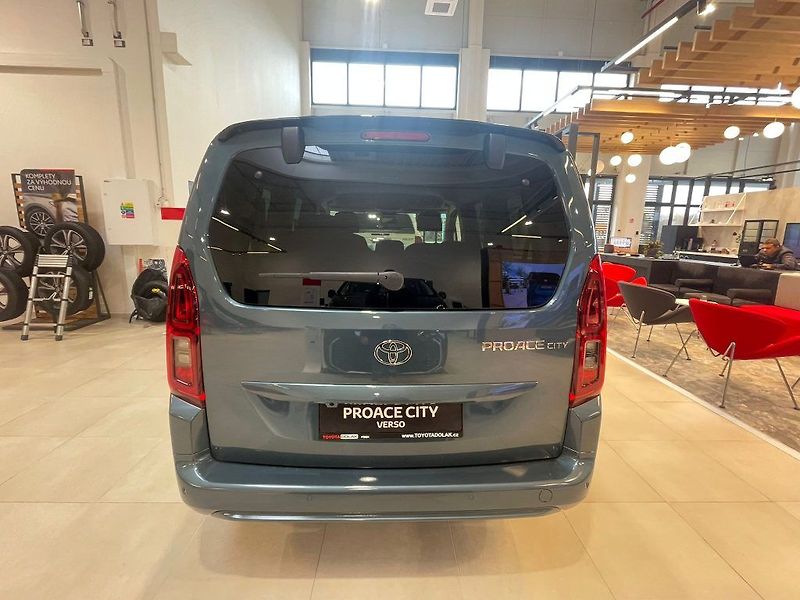 Toyota ProAce City Verso 1.5 D-4D M/T Family 7S - fotka 5 z 30