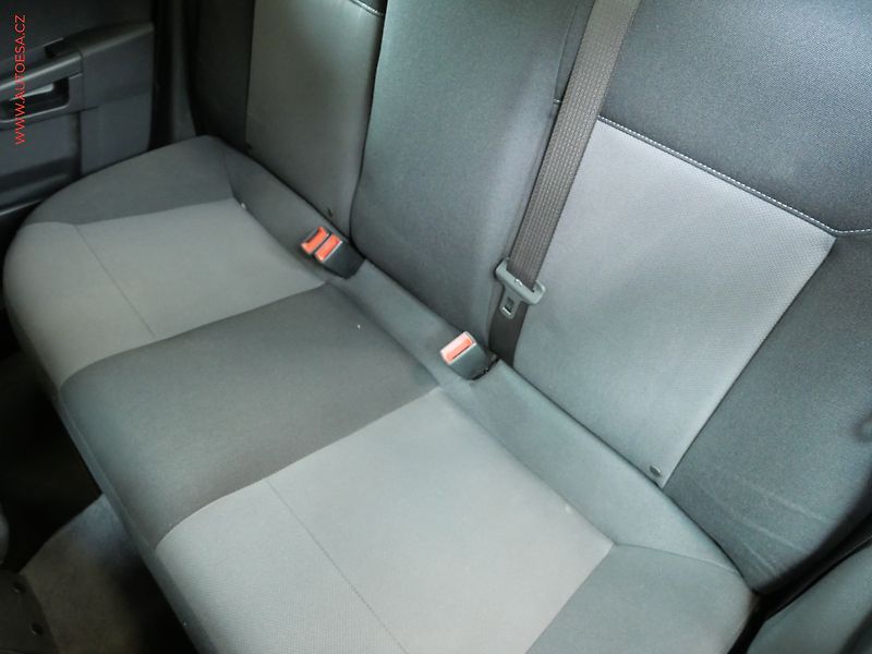 Opel Astra (2011) 1.4 16V, 1.maj,ČR, Klima - fotka 10 z 19