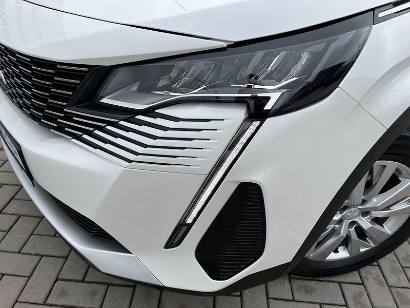 Peugeot 3008 (2021) 1.2PT 96kW! Full LED! Kamera! - fotka 9 z 36