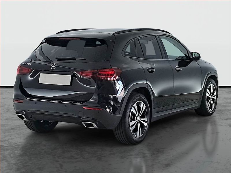 Mercedes-Benz GLA (2025) 200 - fotka 5 z 23