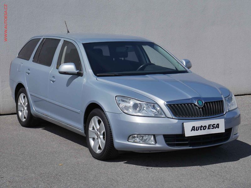 Škoda Octavia (2011) 1.6TDi, ČR, Klima - fotografie inzerátu