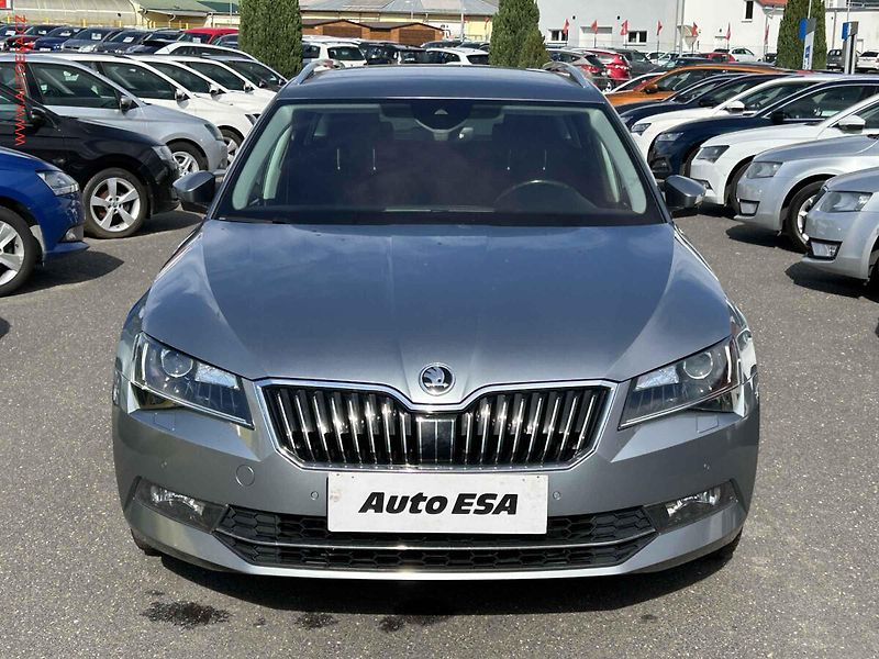 Škoda Superb (2016) 2.0 TDi 4x4, Style, DSG - fotka 2 z 19