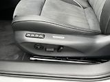 Volkswagen Passat Business 2,0 TDI DSG - náhled 19