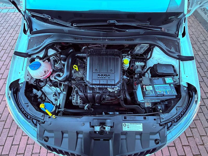 Škoda Fabia 1.0 MPi Ambition - fotka 23 z 24