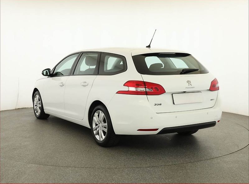 Peugeot 308 (2017) 1.2 PureTech, ČR,1.maj - fotka 4 z 16