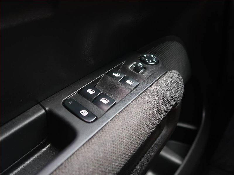 Citroën C3 Aircross (2021) C-Series 1.2 PureTech - fotka 12 z 15