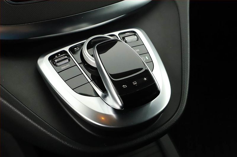 Mercedes-Benz Třídy V (2015) 250 d, ČR, DPH - fotka 18 z 21