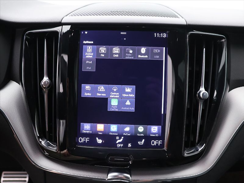 Volvo XC60 2.0 B4 145kW R-Design CZ Aut. - fotka 23 z 35