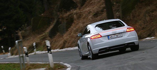 Audi TT Coupé quattro.