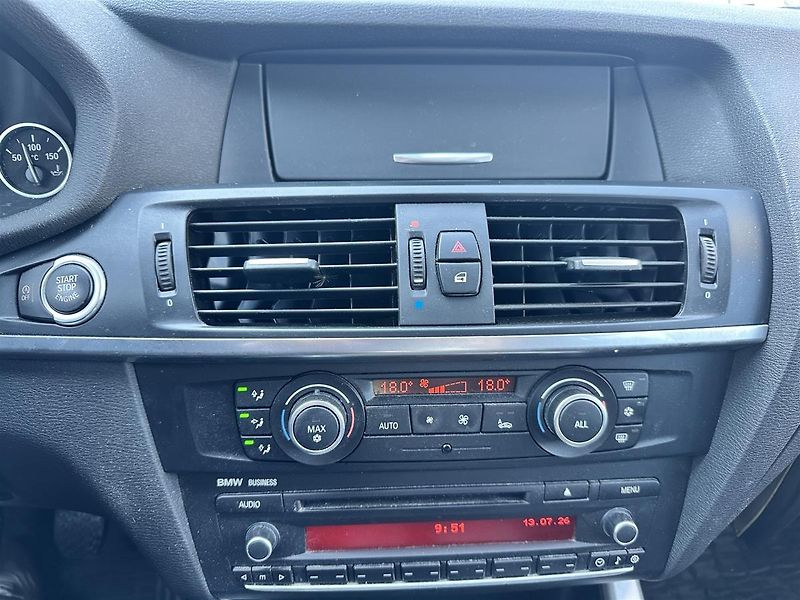 BMW X3 xDrive20d - fotka 8 z 8