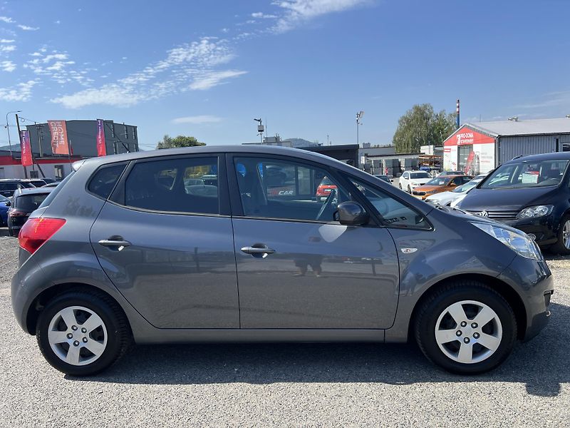Kia Venga 1.4CVVT 66kw  KLIMA PANORAMA - fotka 8 z 38