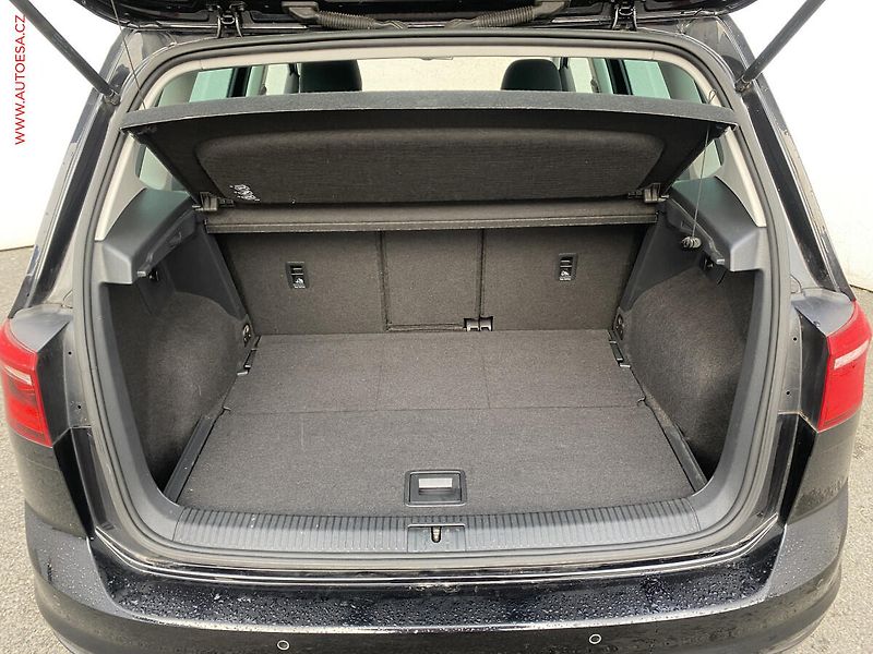 Volkswagen Golf Sportsvan (2015) 1.4 TSi, Highline, DSG - fotka 7 z 19