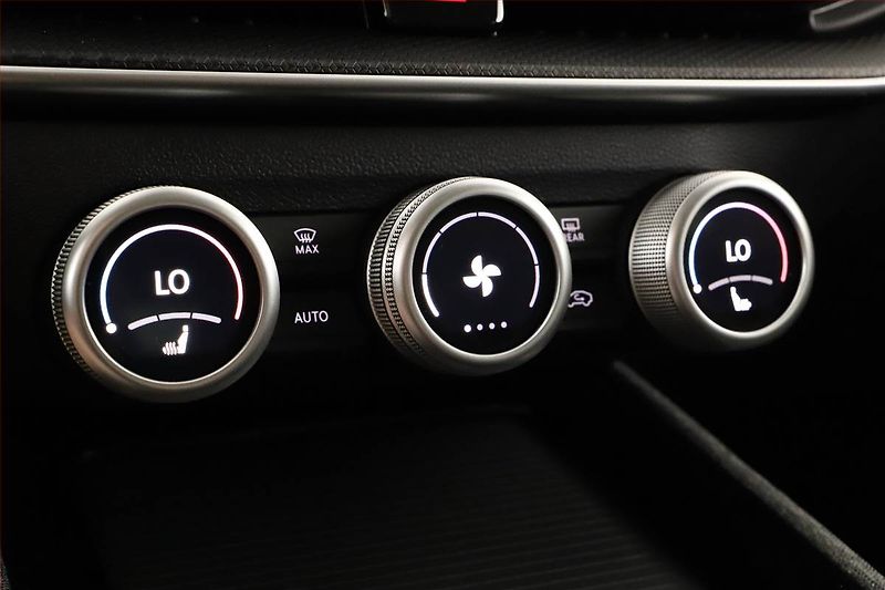 Škoda Superb (2025) 1.5 TSI mHEV, Selection - fotka 18 z 20