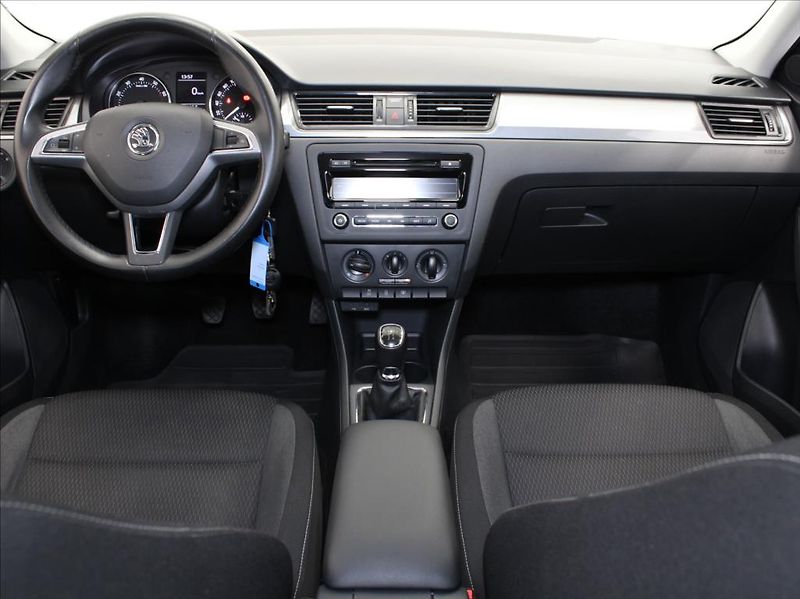 Škoda Rapid 1,2 TSi 63kW Fresh 1.maj.ČR - fotka 8 z 22