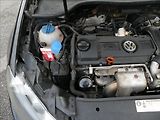 Volkswagen Golf 1,4 TSi 90kW 2xkola,po servise - náhled 37