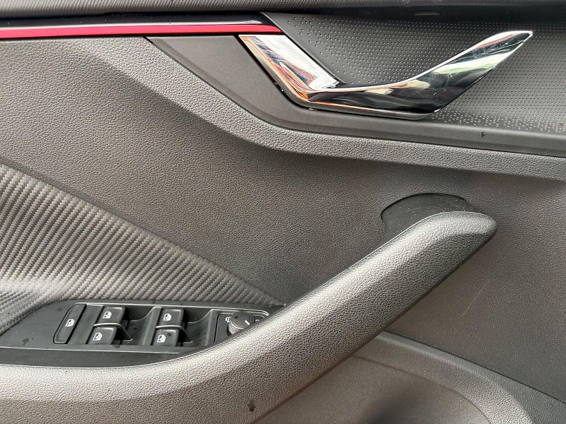 Škoda Kamiq (2025) 1.0 TSI / 85kW / MONTE CARLO - fotka 14 z 34