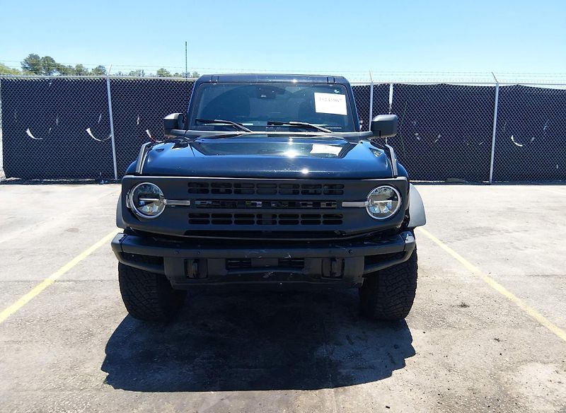 Ford Bronco (2021) Auto na cestě - fotka 11 z 12