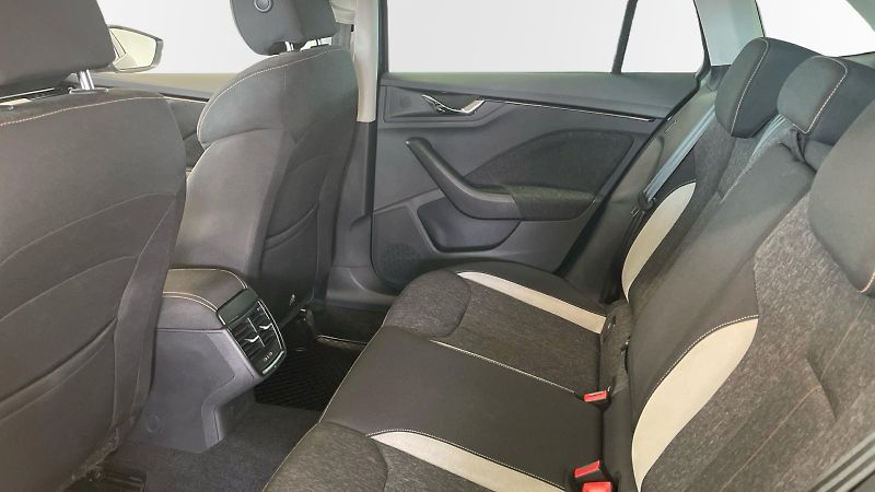 Škoda Scala (2020) Style 1.6 TDI 85kW - fotka 10 z 30