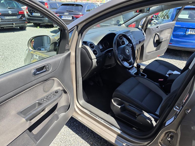 Volkswagen Golf Plus 2.0 TDI Life TZ - fotka 7 z 16