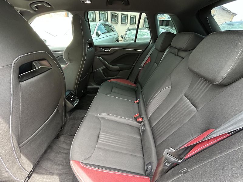 Škoda Kamiq (2021) 1.5TSi 110KW DSG ČR  - fotka 14 z 29