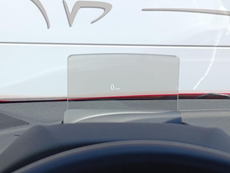 Mitsubishi Eclipse Cross 1.5T-MIVEC INSTYLE ČR  - fotka 21 z 35