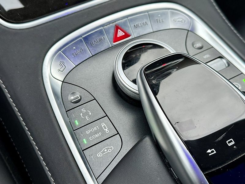 Mercedes-Benz Třídy S (2015) 500 4MATIC kupé - fotka 38 z 51