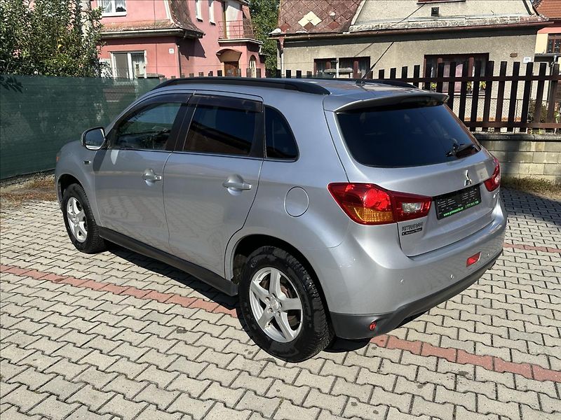 Mitsubishi ASX 1,6 - fotka 7 z 25