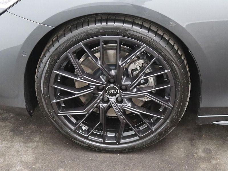 Audi A6 TDI q S-Line 360 Tech+ Matrix - fotka 6 z 13