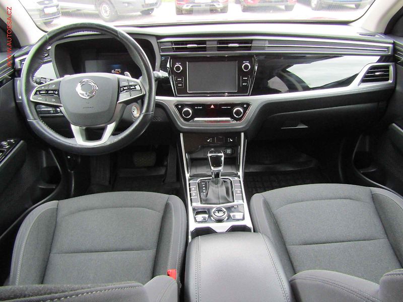 SsangYong Korando (2022) 1.5T-GDi 4x4, 2.maj,ČR, AT - fotka 8 z 18