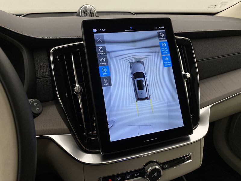 Volvo XC90 T8 AWD RECHARGE ULTRA BRIGHT - fotka 65 z 72