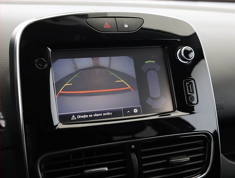Renault Clio (2017) 1.2 TCe, Serv.kniha, Kůže - fotka 15 z 19