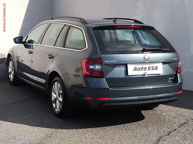 Škoda Octavia (2019) 1.6TDi, ČR, Style - fotka 6 z 22