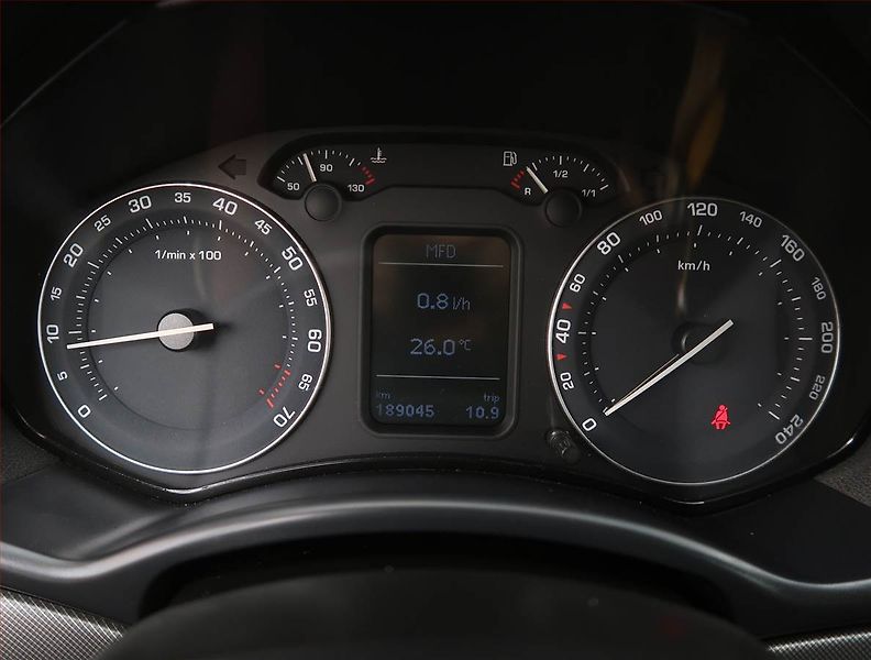 Škoda Octavia (2007) Elegance 1.6, Serv.kniha - fotka 11 z 19