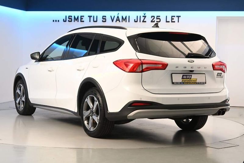 Ford Focus (2021) 1.5 ACTIVE X LED VIRTUAL Tažné - fotka 7 z 33