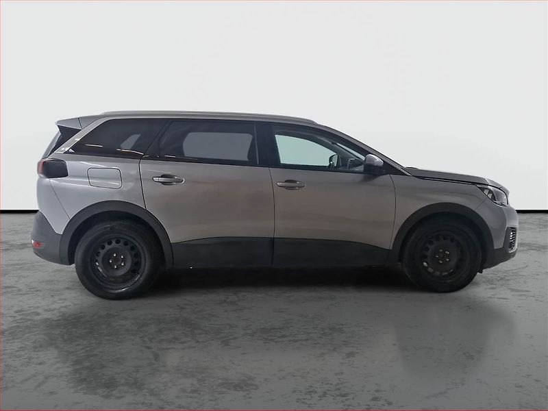 Peugeot 5008 (2019) 1.5 BlueHDi, Automat, 7 míst - fotka 6 z 16