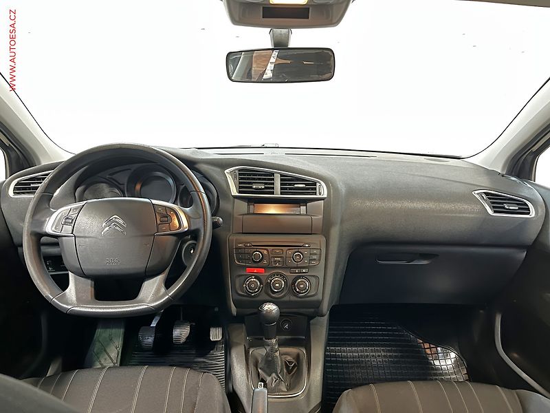 Citroën C4 (2012) 1.4 i, 2.maj, AC, temp - fotka 8 z 15