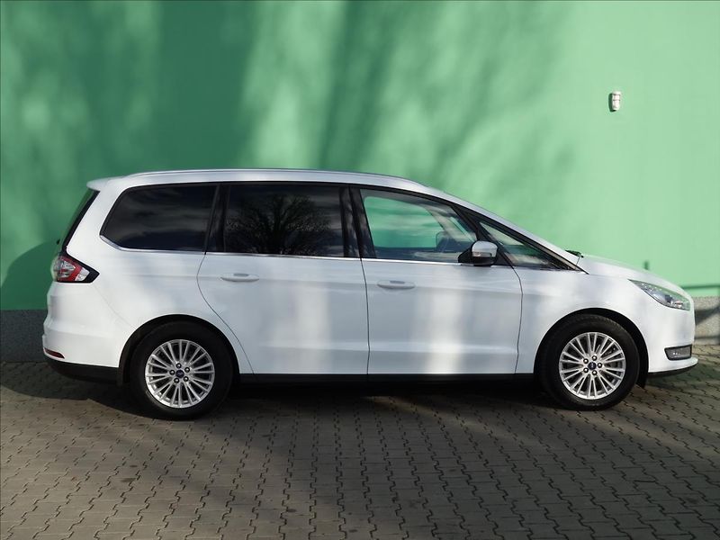 Ford Galaxy 2,0 140kW LED NAVI  TITANIUM - fotka 6 z 38