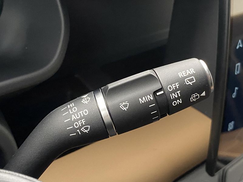 Land Rover Defender (2026) 110 D350 X-Dynamic HSE - fotka 29 z 56