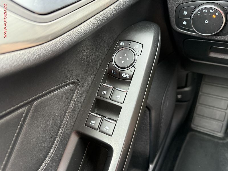 Ford Focus (2019) 2.0EB, ČR, AC, navi - fotka 11 z 18