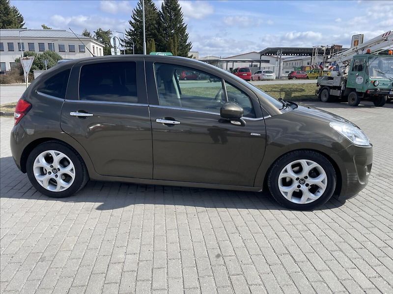 Citroën C3 1,6 HDi 68kw Exclusive 2maj. - fotka 37 z 38