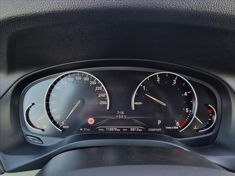 BMW X4 30d Xdrive M Sport, ČR,1.Maj. - fotka 22 z 50