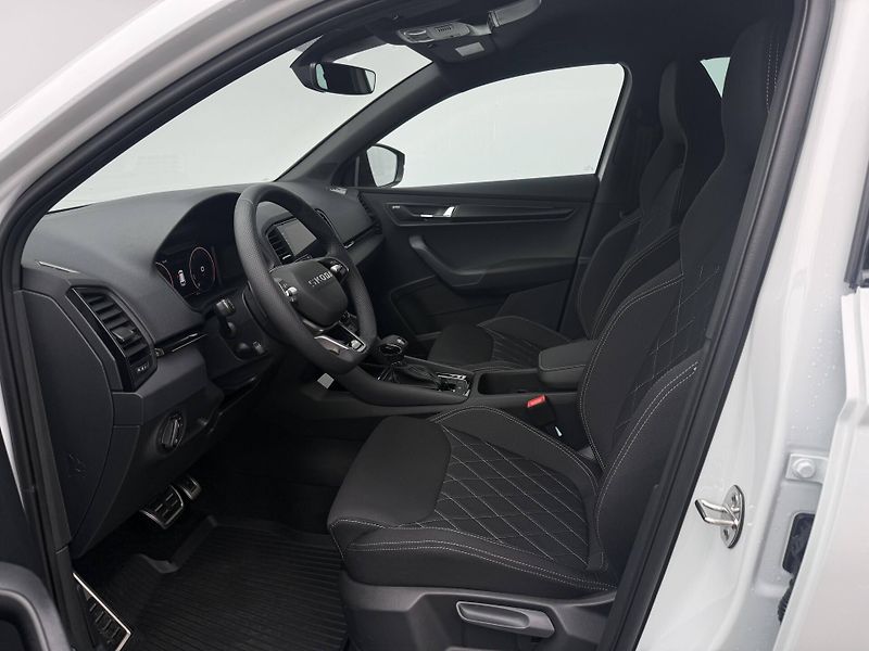 Škoda Karoq (2025) Sportline 7DSG 2,0 TDI - fotka 7 z 23