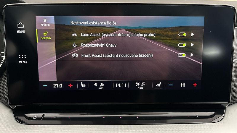 Škoda Octavia 2.0 TDI DSG Style Combi - fotka 24 z 26
