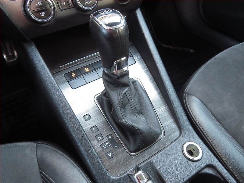 Škoda Octavia (2015) Scout 2.0 TDI, 4X4, Automat - fotka 13 z 19