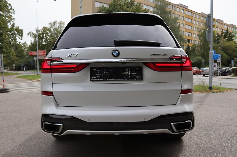 BMW X7 7místné SUV BMW X7 xDrive40i - fotka 17 z 67