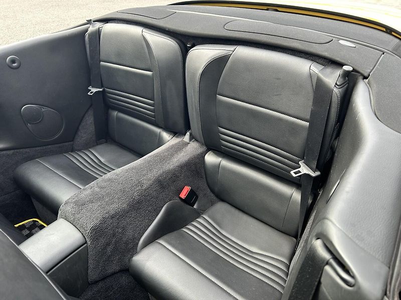 Porsche 911 996.2 CARRERA CABRIO SPEED YEL - fotka 28 z 31
