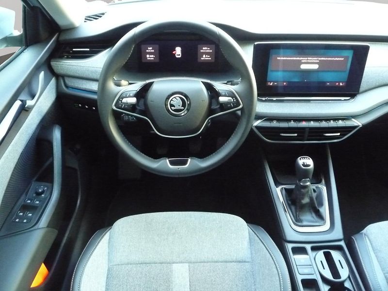 Škoda Octavia (2024) Combi 1,5TSi 110kW Top Selecti - fotka 8 z 20