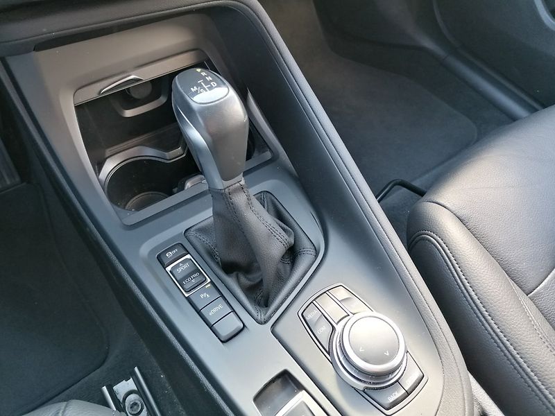 BMW X1 (2022) xDrive25e PHEV 162kW Plug in - fotka 11 z 43