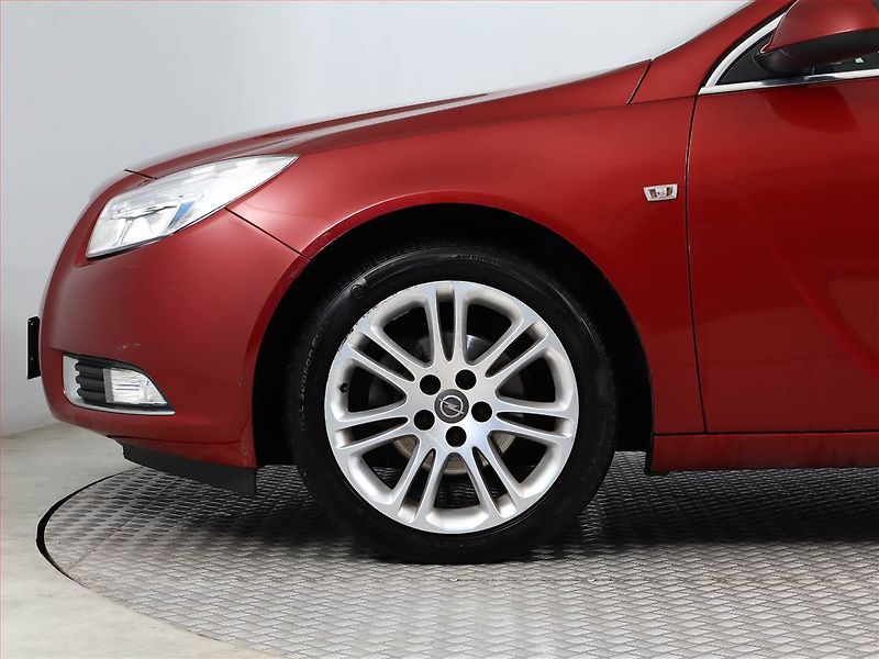 Opel Insignia (2009) 2.0 CDTI, Serv.kniha, Tempomat - fotka 12 z 13